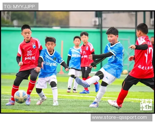 欧冠足球2青训基金助力青少年足球发展培养未来足球明星 欧冠足球2青训基金助力青少年足球发展培养未来足球明星