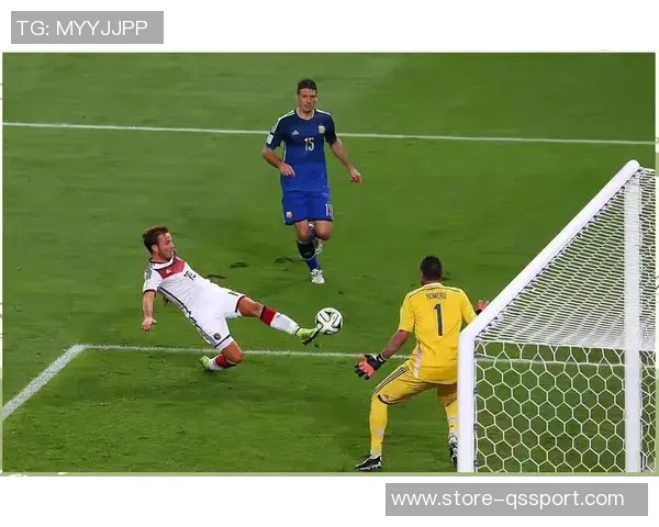 精彩足球瞬间集锦回顾让你重温那些难忘的比赛时刻与经典进球