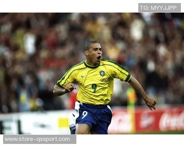 自由足球FW身高解析及其对比赛表现的影响探讨