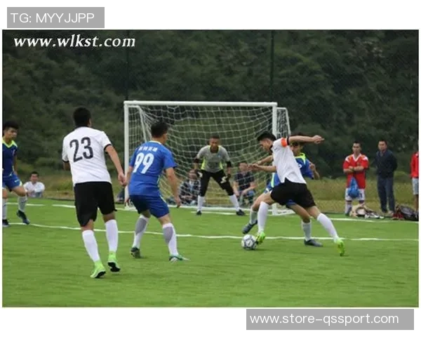 畅享柏龙白啤酒与足球的激情碰撞，尽情体验运动与美味的完美结合